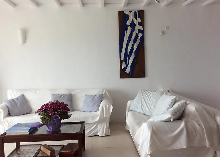 3 Bedroom Cycladic Lia Villa Kalafatis