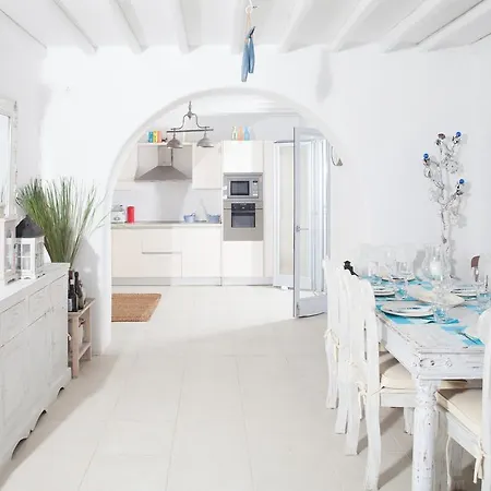 3 Bedroom Cycladic Lia Villa Kalafatis