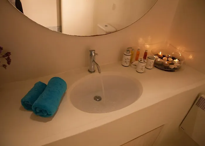 3 Bedroom Cycladic Lia Villa