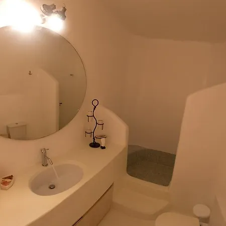 3 Bedroom Cycladic Lia Villa *