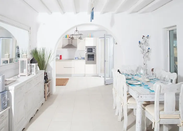 3 Bedroom Cycladic Lia Villa Kalafatis