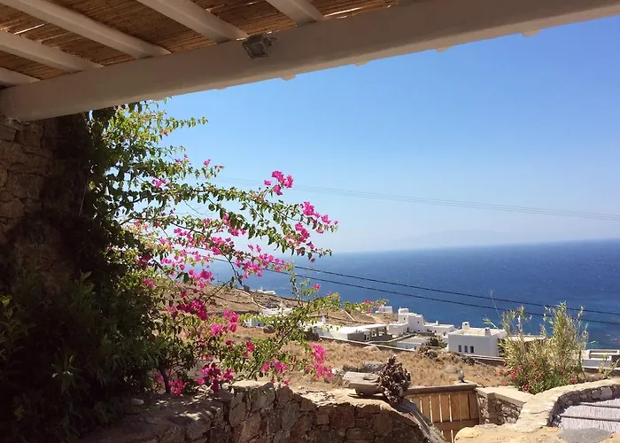 3 Bedroom Cycladic Lia Villa
